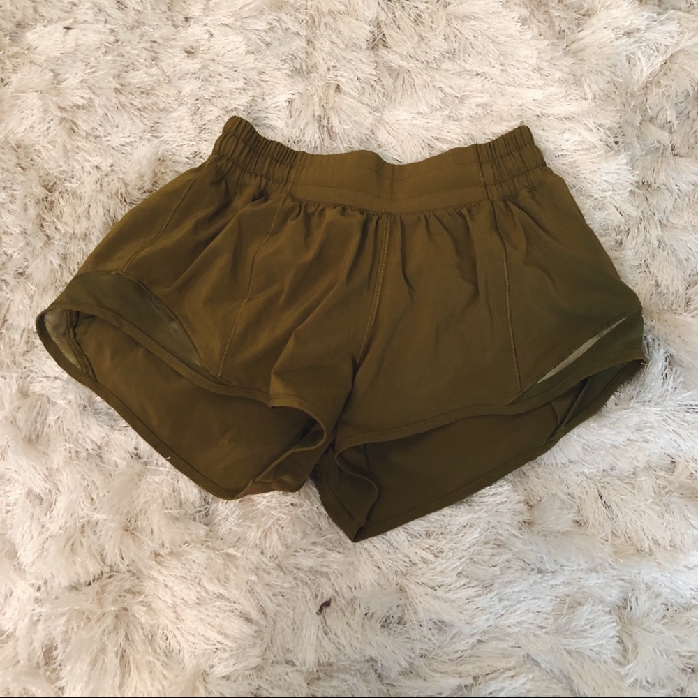 Lulu lemon Hotty Hot shorts